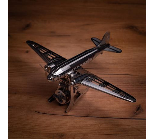 Колекційна модель-конструктор Metal Time Remarkable Douglas Літак DC-3 механічний (MT057) Колекційна модель-конструктор Metal Time Remarkable Douglas Літак DC-3 механічний (MT057)