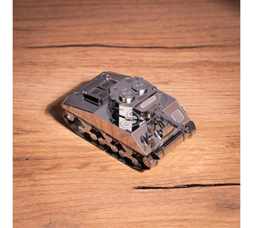 Колекційна модель-конструктор Metal Time World of Tanks танк M4 Sherman (MT070) Колекційна модель-конструктор Metal Time World of Tanks танк M4 Sherman (MT070)