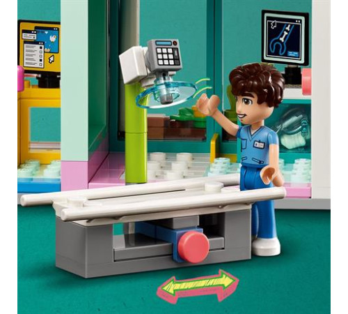 Конструктор LEGO Friends Лікарня в Хартлейк-Сіті 1045 ел. (42621) Конструктор LEGO Friends Лікарня в Хартлейк-Сіті 1045 ел. (42621)
