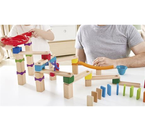 Конструктор-лабіринт Hape Marble Run Гоночна траса 81 ел. (E1101) Конструктор-лабіринт Hape Marble Run Гоночна траса 81 ел. (E1101)