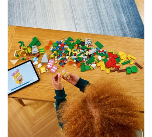 Конструктор LEGO Super Mario Набір для творчості для майстрів 588 ел. (71418) Конструктор LEGO Super Mario Набір для творчості для майстрів 588 ел. (71418)