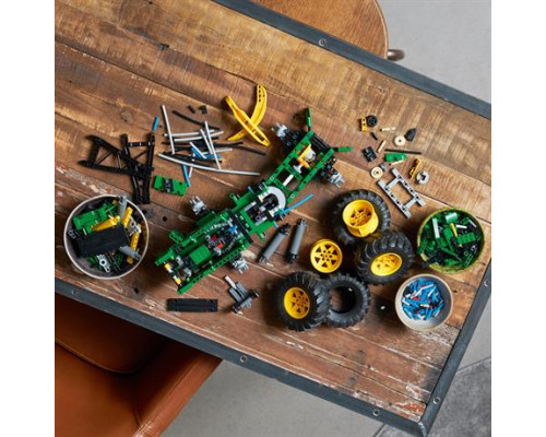 Конструктор LEGO Technic Трелювальний трактор John Deere 948L-II 1492 ел. (42157)