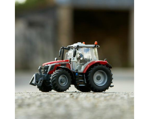 Модель Britains Трактор Massey Ferguson 6S.180, 1:32 (43316)