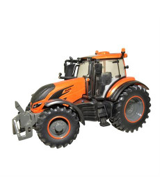 Модель Britains Трактор Valtra T245 1:32 (43273)