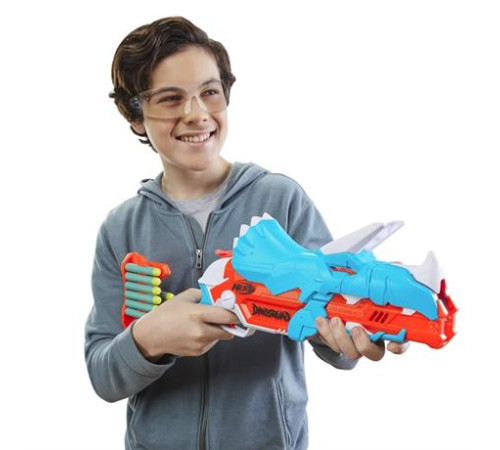 Бластер Nerf DinoSquad Тricera-Blast 12 патронів (F0803) Бластер Nerf DinoSquad Тricera-Blast 12 патронів (F0803)