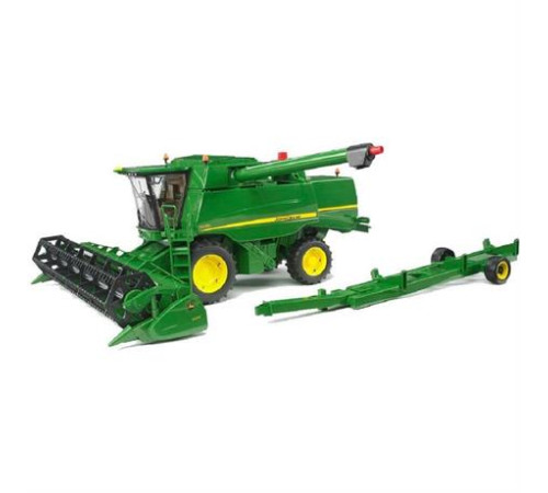 Модель Bruder Комбайн John Deere Combine harvester T670i (02132) Модель Bruder Комбайн John Deere Combine harvester T670i (02132)