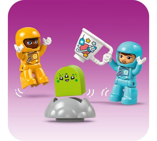 Конструктор LEGO DUPLO Town Пригоди на космічному шаттлі 3-в-1, 58 ел. (10422) Конструктор LEGO DUPLO Town Пригоди на космічному шаттлі 3-в-1, 58 ел. (10422)