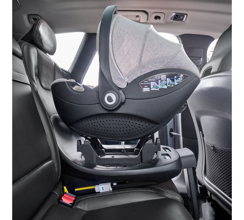 База з автокріслом Lionelo MOXIE I-SIZE SET BLACK CARBON - чорна База з автокріслом Lionelo MOXIE I-SIZE SET BLACK CARBON - чорна
