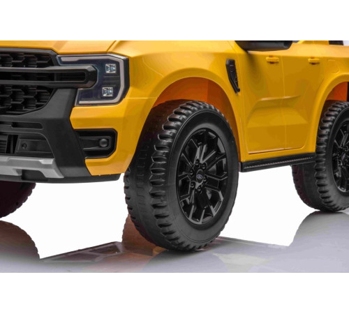Дитяча акумуляторна машинка Ford Ranger LIFT Жовта Дитяча акумуляторна машинка Ford Ranger LIFT Жовта