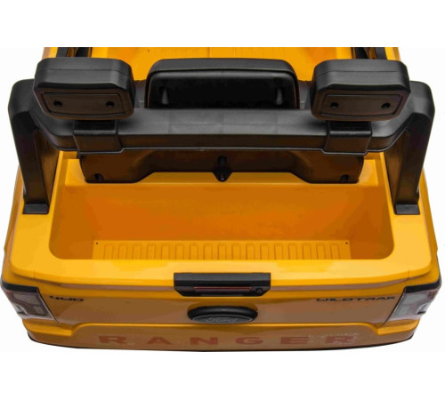 Дитяча акумуляторна машинка Ford Ranger LIFT Жовта Дитяча акумуляторна машинка Ford Ranger LIFT Жовта