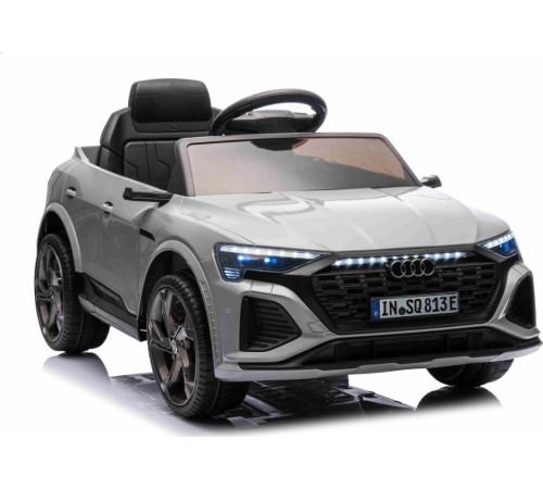 Дитяча акумуляторна машинка Audi SQ8 Сіра Дитяча акумуляторна машинка Audi SQ8 Сіра