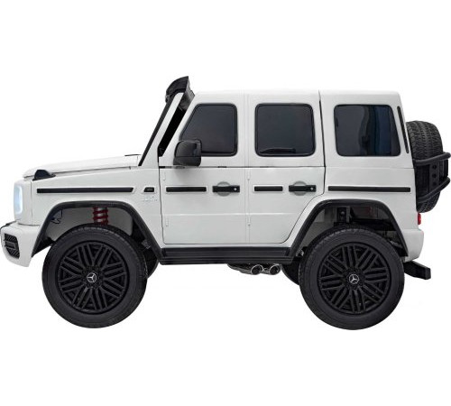 Дитяча акумуляторна машинка Mercedes Benz G63 AMG XXL MP4 Біла