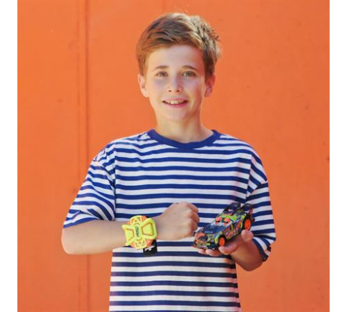 Машинка на радіокеруванні Nikko Wrist Racers Neon Camo зелений (10292) Машинка на радіокеруванні Nikko Wrist Racers Neon Camo зелений (10292)