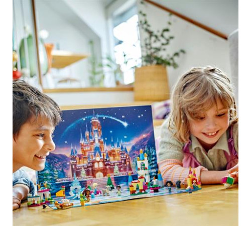 Різдвяний адвент-календар 2024 LEGO Disney 253 деталей (43253)