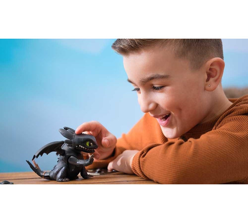 Інтерактивний дракон Беззубик 10 см, "Як приборкати дракона"