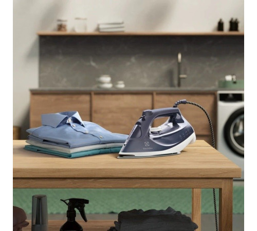 Праска ELECTROLUX E6SI1-2MN