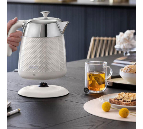 Електрочайник DeLonghi KBL 2001 W