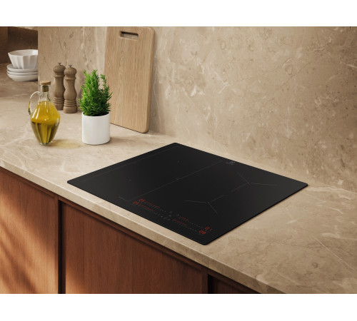 Варильна поверхня індукційна ELECTROLUX EIS62453IT