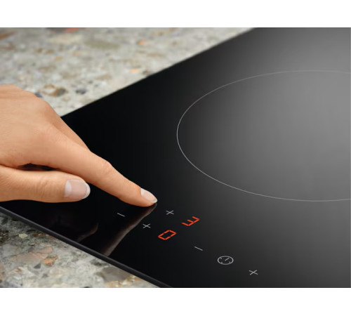 Варильна поверхня електрична ELECTROLUX LHR3233CK
