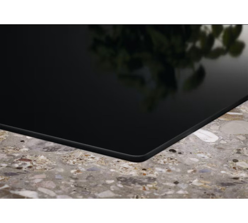 Варильна поверхня електрична ELECTROLUX LHR3233CK