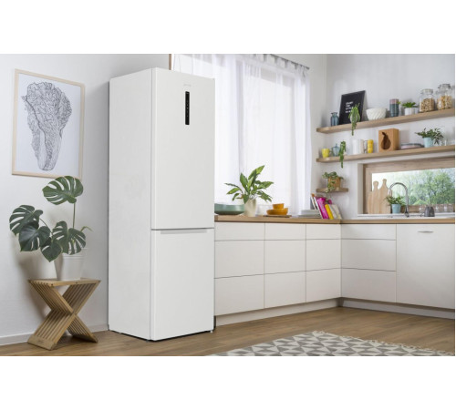Холодильник комбінований GORENJE NRK 6202 AW4