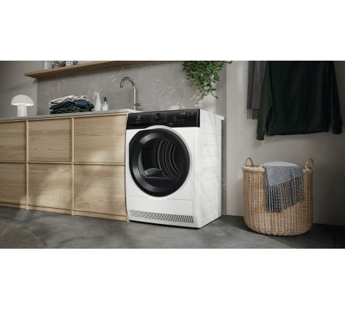Сушильна машина ELECTROLUX EW6D98BEU