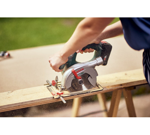 Пила циркулярна Bosch 06033B1300 18 В 150 мм