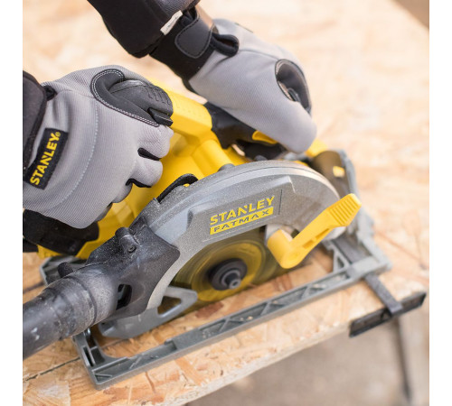 Пила циркулярна Stanley FME301K 1650 Вт 190 мм (з валізою) Пила циркулярна Stanley FME301K 1650 Вт 190 мм (з валізою)