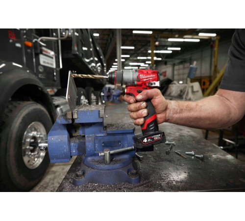 Акумуляторний дриль-шуруповерт Milwaukee M12 FDD2-402X 12V