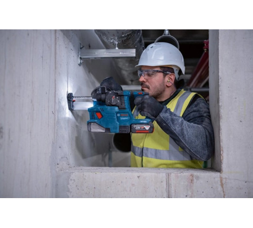 Акумуляторний перфоратор Bosch GBH 18V-22 Professional solo 18 В (без акумулятора та зарядного пристрою) Акумуляторний перфоратор Bosch GBH 18V-22 Professional solo 18 В (без акумулятора та зарядного пристрою)