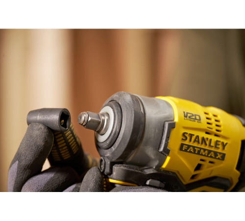 Гайковерт ударний Stanley SFMCF910B-XJ 3/8 18V без акумулятора