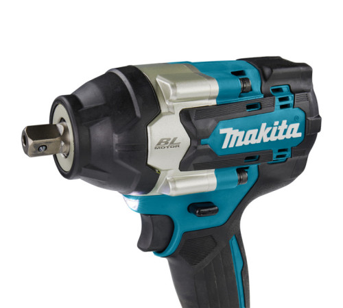 Гайковерт ударний Makita DTW701RTJ 18 V 1/2 + 2 акумулятори