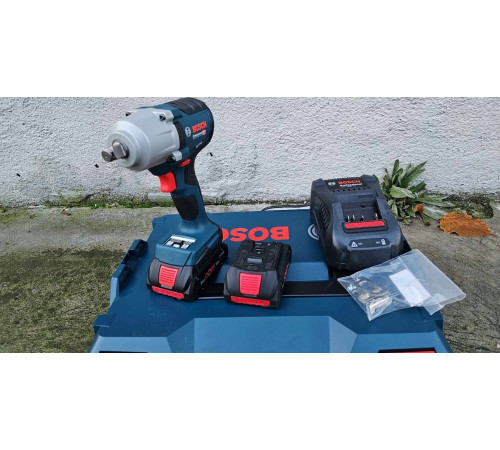 Гайковерт ударний Bosch GDS 18V-450 HC Professional, 18V + 2 акумулятори