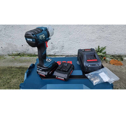 Гайковерт ударний Bosch GDS 18V-450 HC Professional, 18V + 2 акумулятори