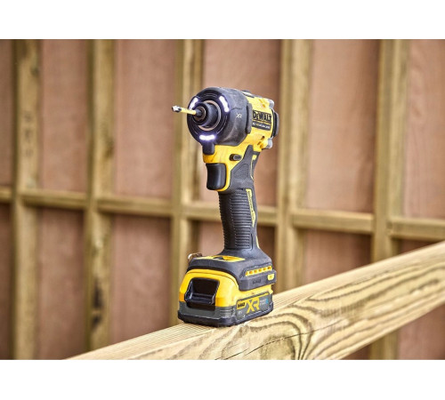 Гайковерт ударний Dewalt DCF870E2T 18V + 2 акумулятори