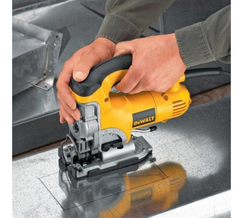 Електролобзик Dewalt DW331KT 701 Вт