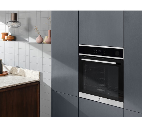 Духова шафа електрична ELECTROLUX EOC8P39WX