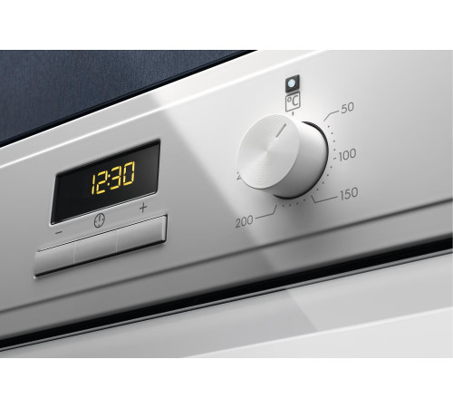 Духова шафа електрична ELECTROLUX EOF3H40BW