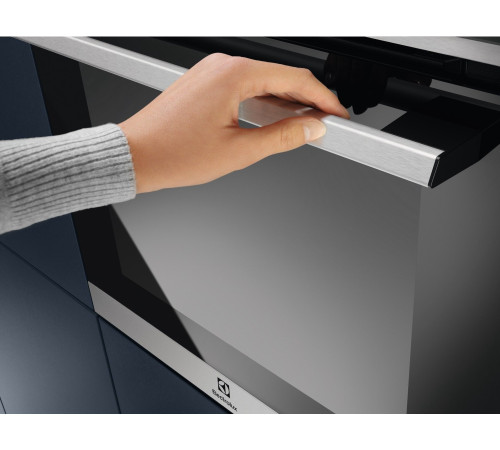 Духова шафа електрична ELECTROLUX EOF6P76BX