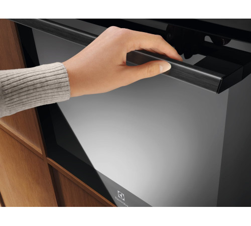 Духова шафа електрична ELECTROLUX EOE8P39H