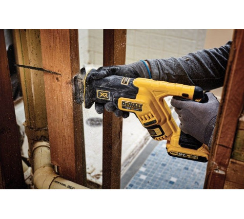 Шабельна пила, акумуляторна Dewalt DCS367P2 18 В