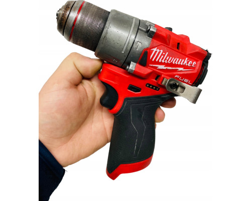 Акумуляторний дриль-шуруповерт Milwaukee M12FDD2-602X 45Nm 2x6.0Ah