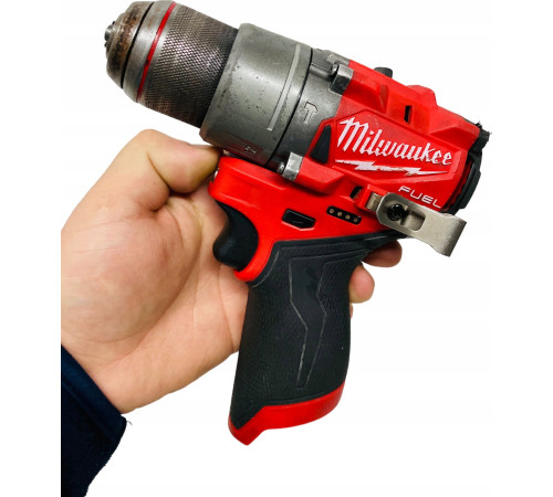 Акумуляторний дриль-шуруповерт Milwaukee M12FDD2-602X 45Nm 2x6.0Ah