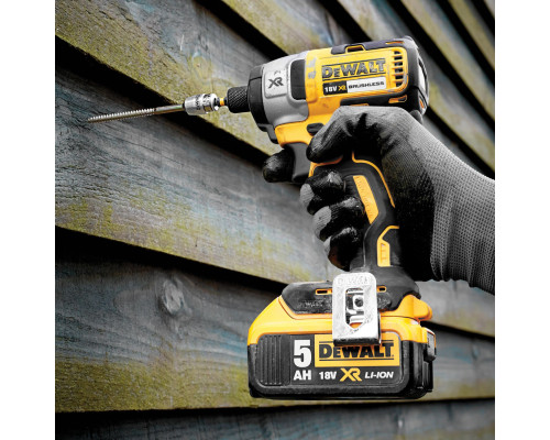 Гайковерт акумуляторний Dewalt DCF887P2 18 В