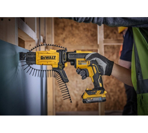 Шуруповерт акумуляторний 18V DCD708P3T DEWALT Шуруповерт акумуляторний 18V DCD708P3T DEWALT