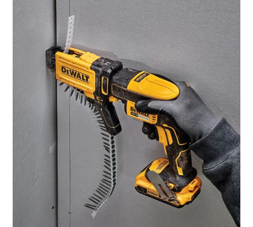 Шуруповерт акумуляторний 18V DCD708P3T DEWALT Шуруповерт акумуляторний 18V DCD708P3T DEWALT